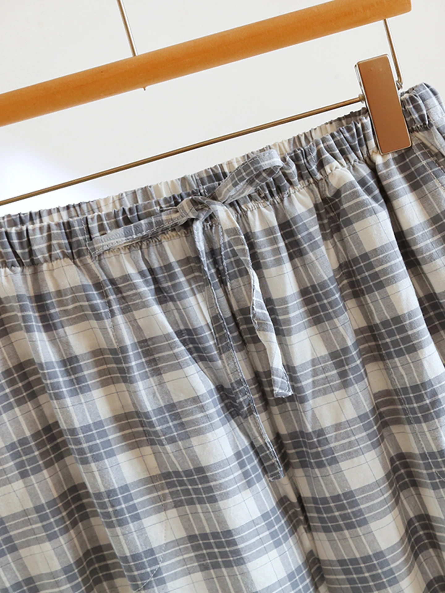チェック柄コットンルームパンツ：パジャマスーツがバレにくい選び方と実用性の検証