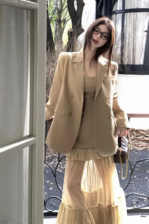 洗練されたデザイン！春にぴったりの女性用ジャケット【上品なシルエット・オフィススタイル対応】
