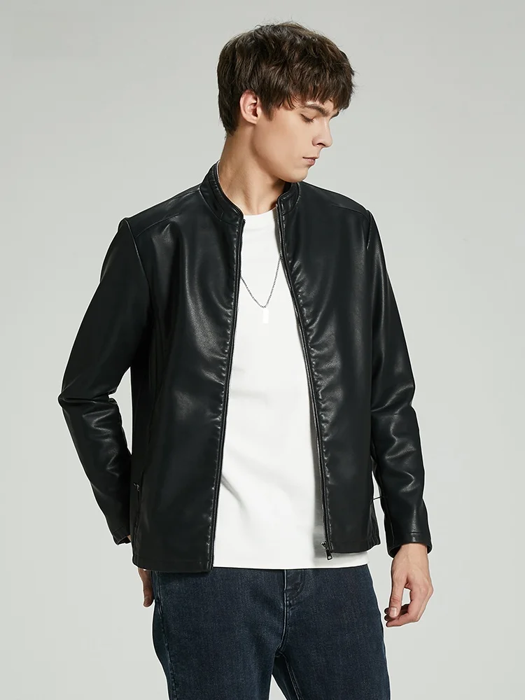 faux leather は本当に「革」に似ているのか？リアルレザーと比べてどんな違いがあるの？