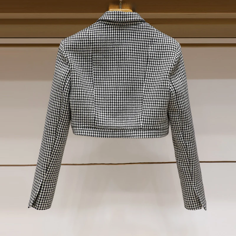 丈の短いジャケット：千鳥格ハイウエストショートジャケットの実用性とサイズガイド