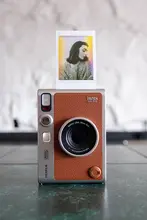 富士ミニEvoインスタントカメラ【レトロデザイン・コンパクト】