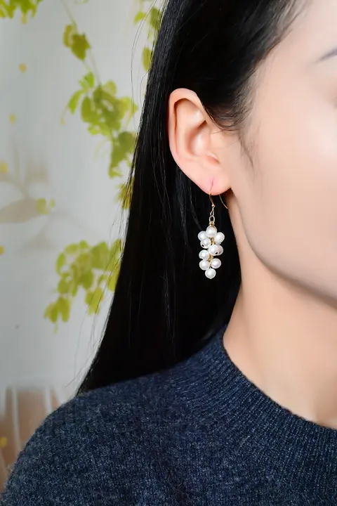天然真珠使用 グレープデザインのラウンドイヤリング【14Kゴールドコーティング・個性派・女性用】