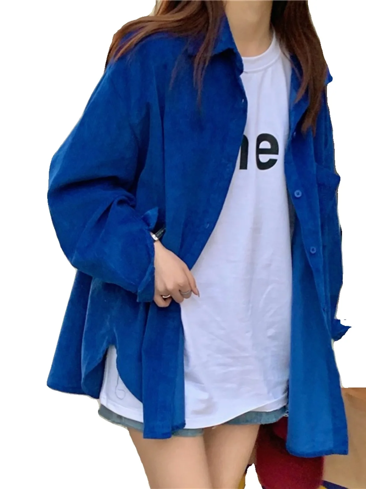 ターコイズブルーの服 メンズはどんな色？本当に通勤に合うの？