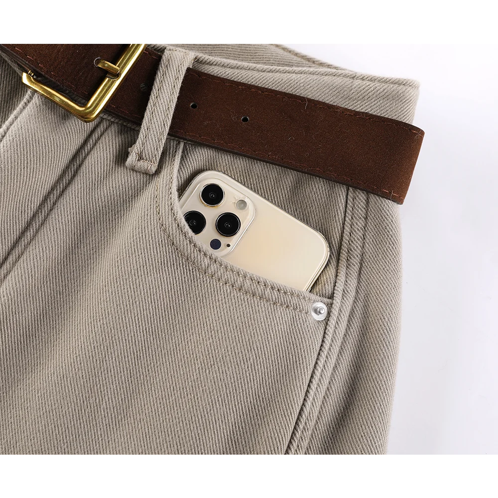 センタープレスワイドパンツ：高腰阔腿デザインの冬用デニムパンツが提供する実用性と着用感