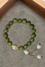 ブレスレット 緑菩提 猫爪チャーム グリーン ペア 上品 きれいめ 着回し アクセサリー「HiYOUNG」