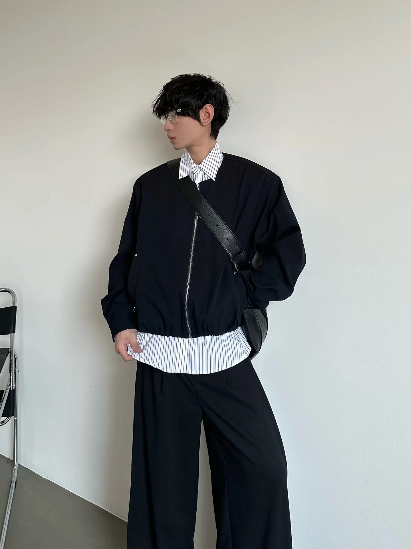 メンズオシャレの春先に、どんなジャケットが救うのか？