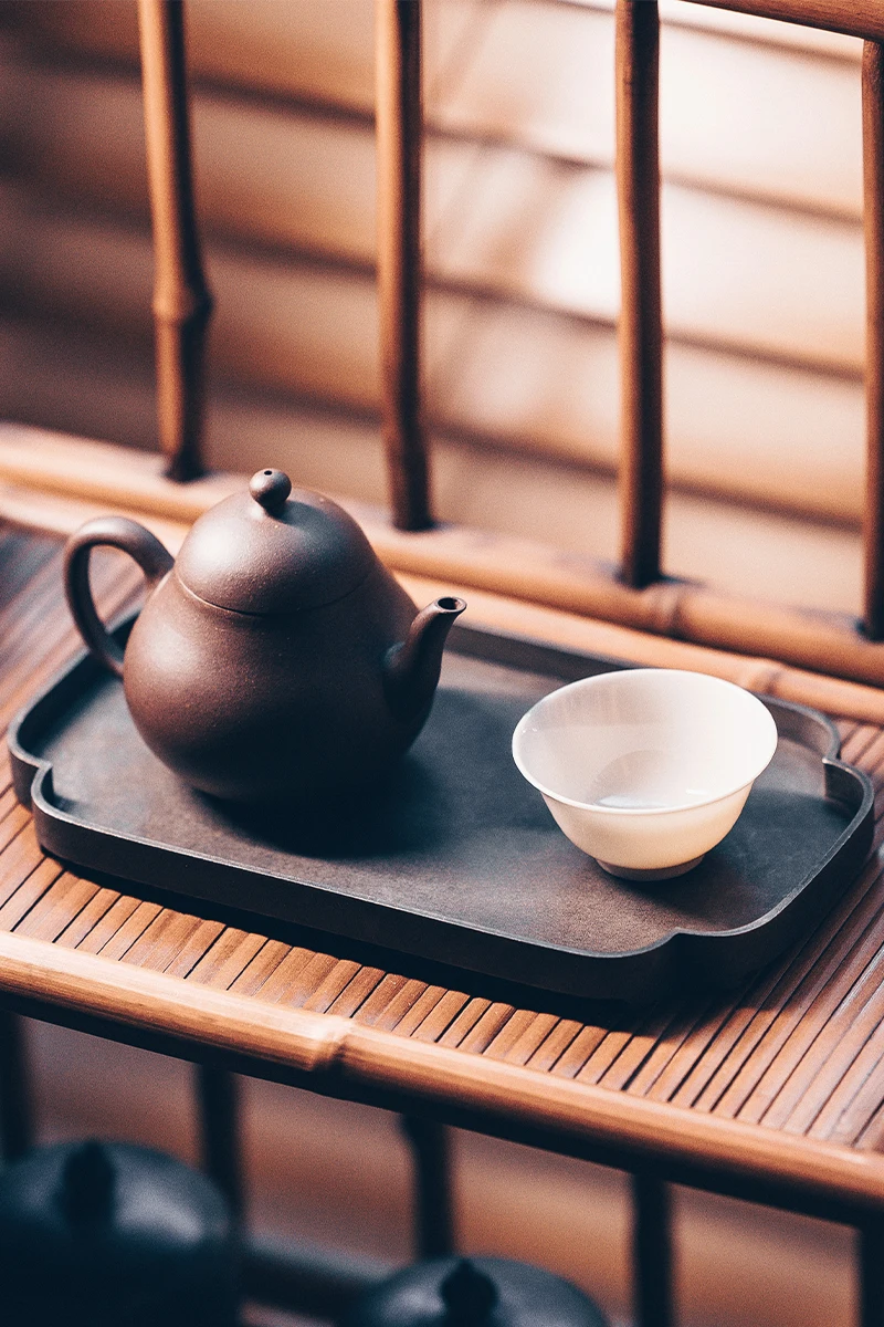 中華風銅製トレイ【レトロデザイン・果物や茶器用・おしゃれなインテリア】