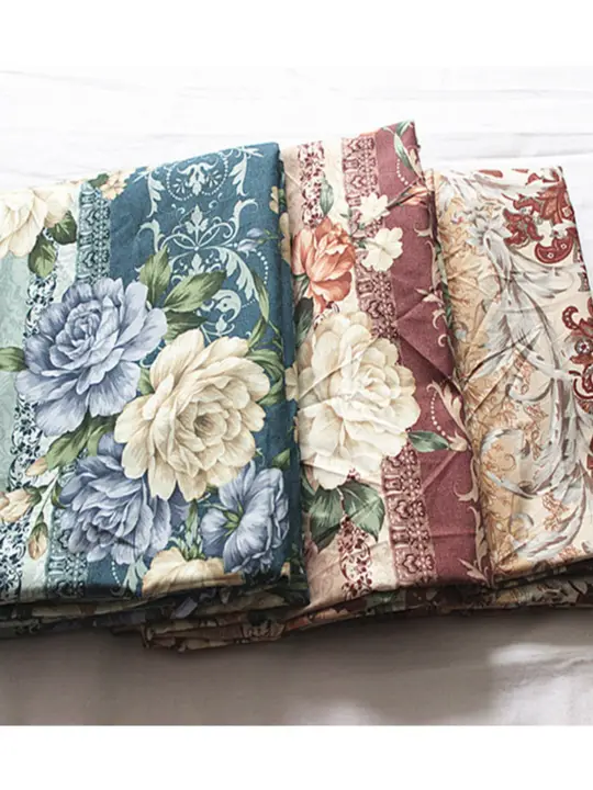 プリント生地のベッドカバー【未使用・ファスナーなし・小枕カバー付き】