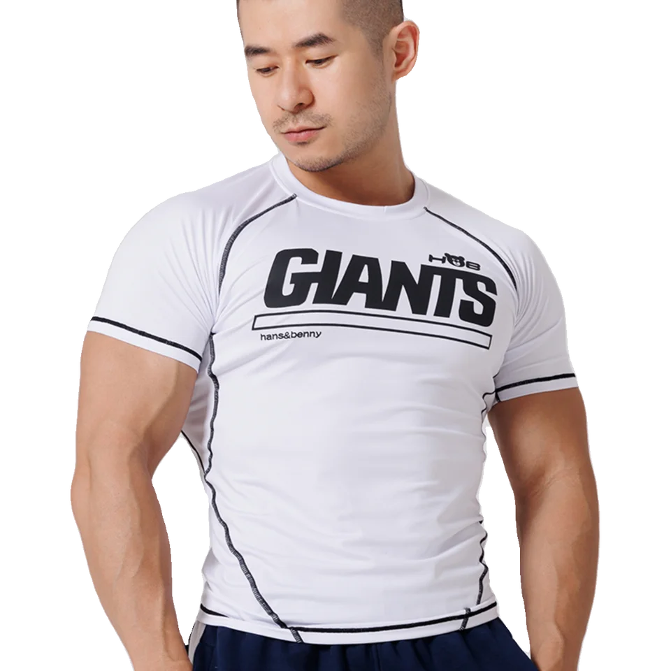 極上の柔らかさのフィットネスTシャツ【吸汗速乾・短袖】