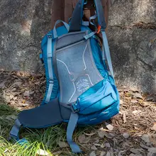 軽量設計の女性用登山リュックサック【防水・ハイキング・浮遊背負いシステム】