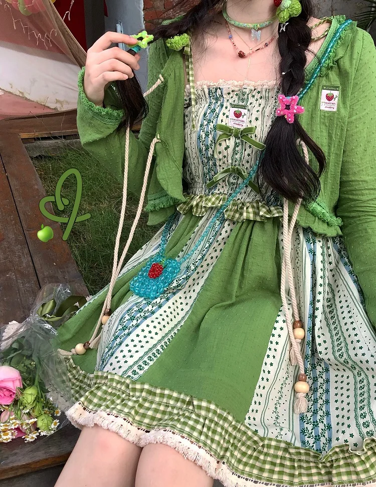 かぎ針編み服に出会った瞬間、私の秋のスタイルが変わった理由は？