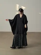 風ヴィンテージスタイルのフレアロングスカート【華やかな柄・ドレープ生地・シルエットアップ効果】