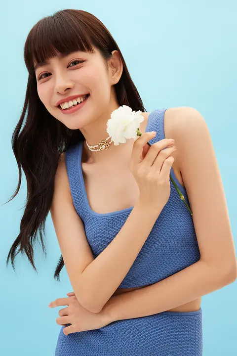 人造珍珠ネックレス【山茶花デザイン・女性用・極上の柔らかさ】