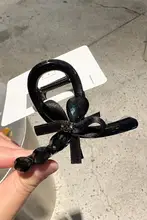 クリスタルリボンデザインの中型シュシュ【韓国スタイル・後頭部用】