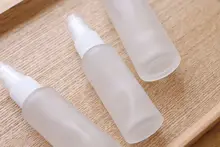 マットガラス製スプレーボトル【アルコール対応・細霧タイプ・30ml／50ml・携帯用】
