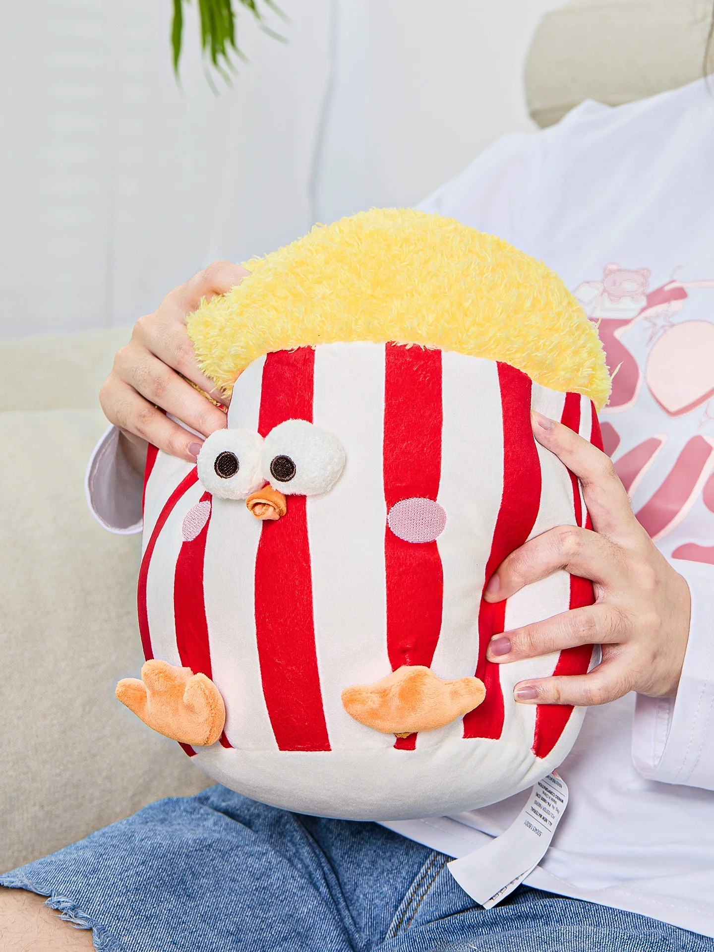 MINISO ポップコーンダンダンぬいぐるみ：かわいらしいデザインとふわふわ感がギフトにも最適