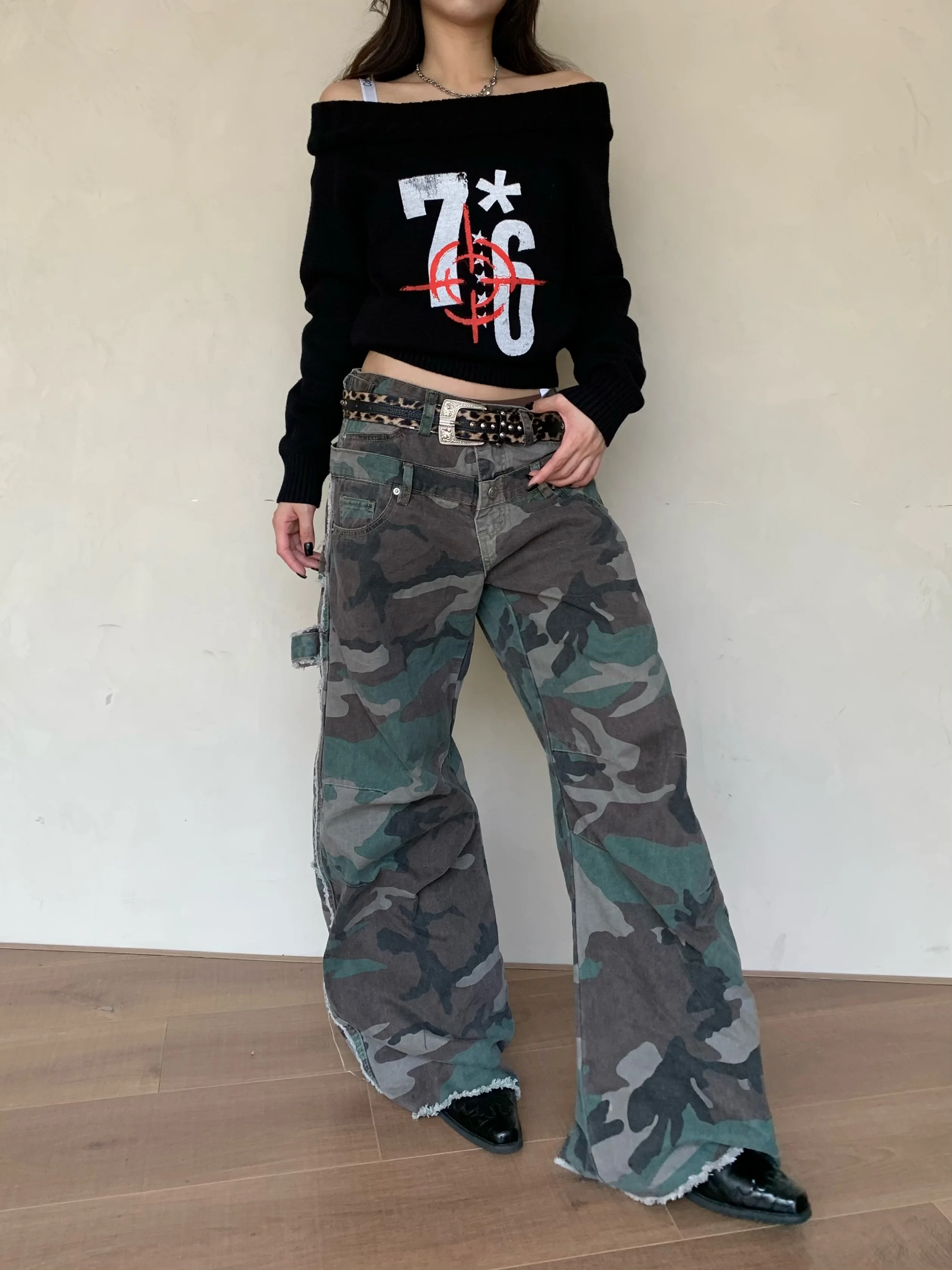 カモフラージュ柄のワイドレッグワークパンツ【多ポケット・ヴィンテージスタイル・フィット】（セットアップ対応）