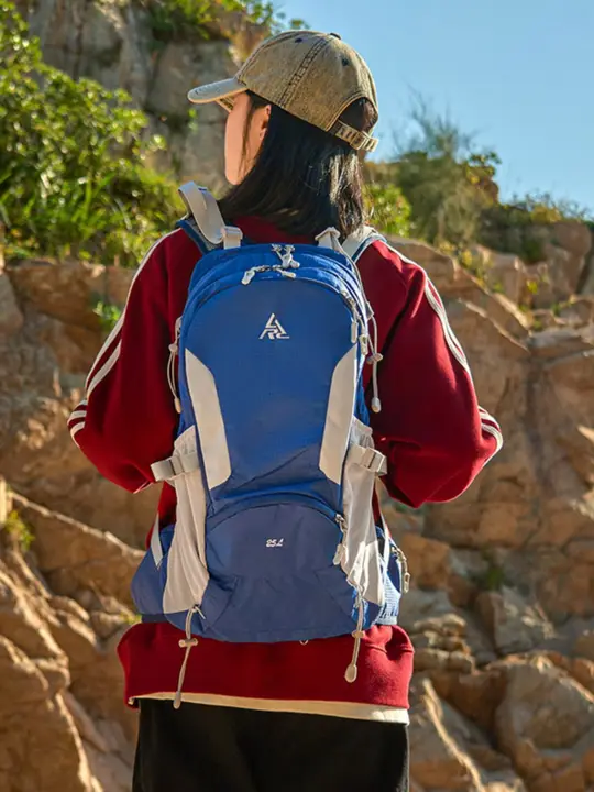 リュック メンズ レディース ストリート スポーツ カジュアル 着回し 大容量 PC収納 トレッキング 軽量 アウトドア 登山
