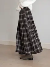 レトロチェック柄ロングフレアスカート【ウィンター・くすみカラー・Aライン・極上の柔らかさ】（セットアップ対応）