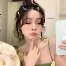可愛いハート型カラーヘアクリップ六個入り【サイド用・女子向け・バンスクリップ】（セットアップ対応）