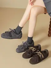 カジュアルスタイルに最適！内増高デザインの復古スポーツシューズ【軽量・女性用】