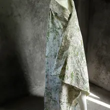 春の粉緑色の模様が美しいジャガード生地【苔のグラデーション・レトロ文芸衣装デザイン用】