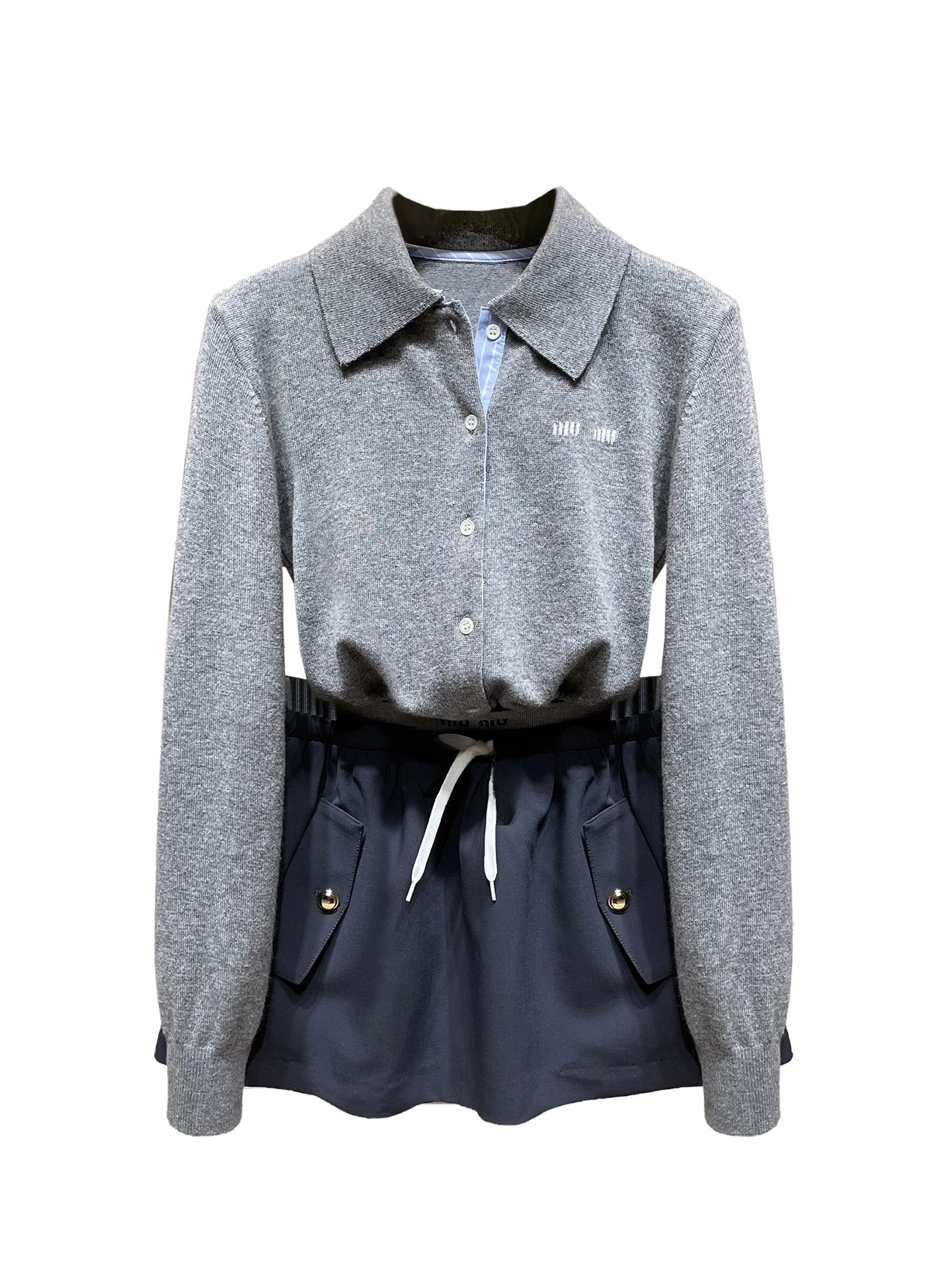 10月中ばに着る服はどう選ぶ？韓国系学院風のニットカーディガンとハイウエストスカートが解決する3つの悩み