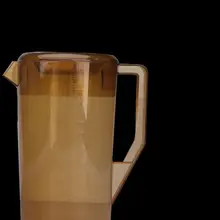 耐熱性のアクリルPC製 茶色の冷水ポット【家庭用・大容量・ジュースやお茶も可】