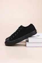 Feiyue 全黒カジュアルキャンバスシューズ【ローカット・男性用・レトロデザイン】