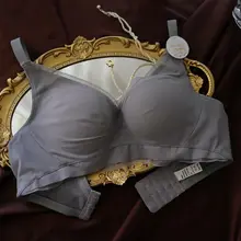 極上の柔らかさのシルクブラジャー【ブラレット・無痕・通気性・小胸用】