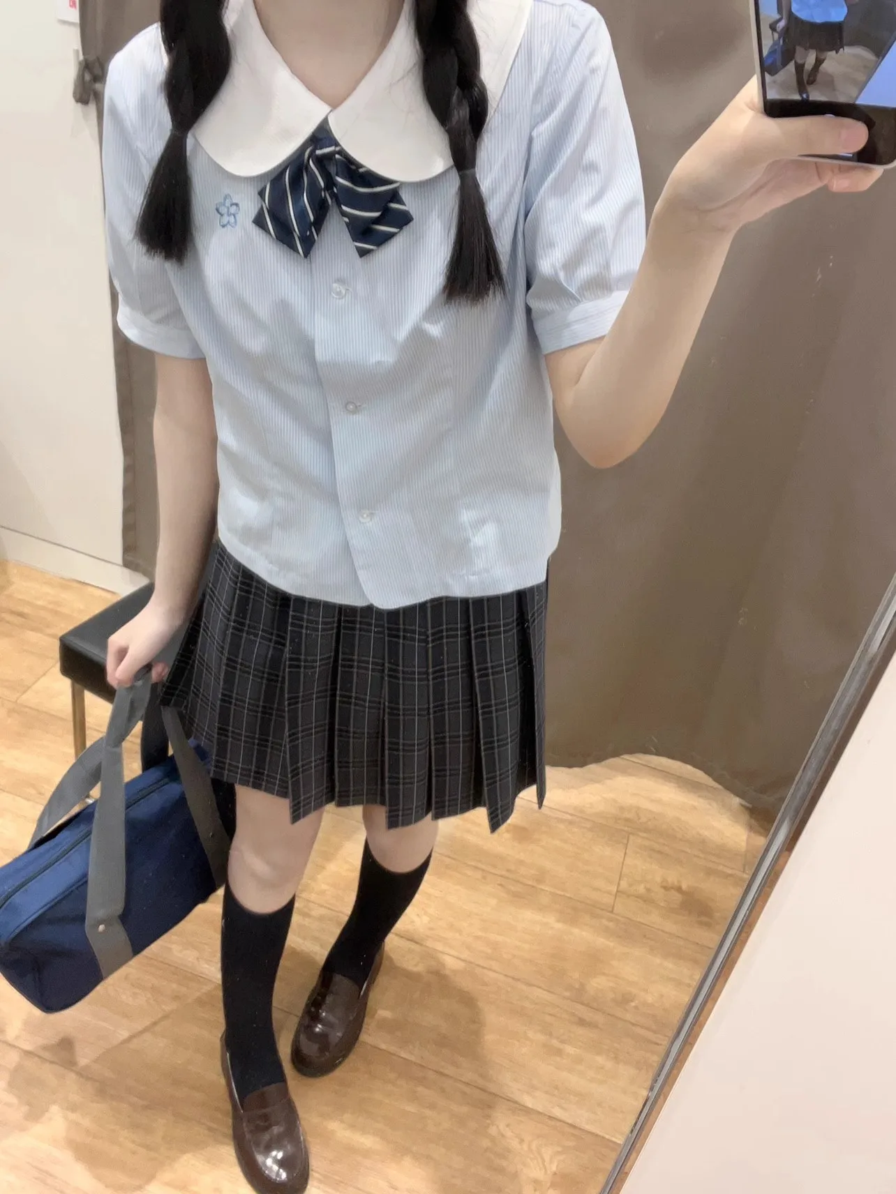 シアーシャツ ベスト おすすめ：甘美な学院風ブルーシャツの機能と使用シーン