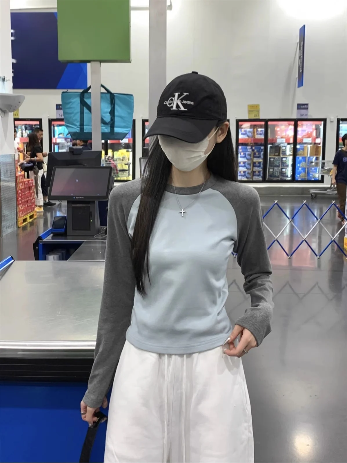 首よれのtシャツはなぜなるの？アメリカンスタイルのビンテージ肩入れTシャツが解決する3つの理由とは