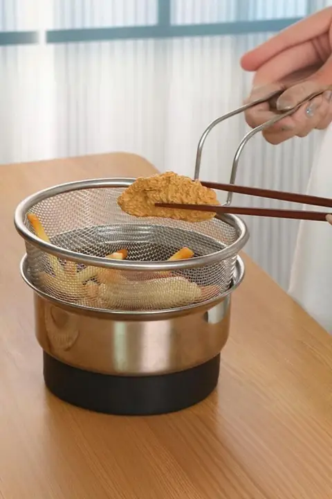 304ステンレス製 抜け目のないスプーン【キッチン用・パスタや鍋料理に最適】