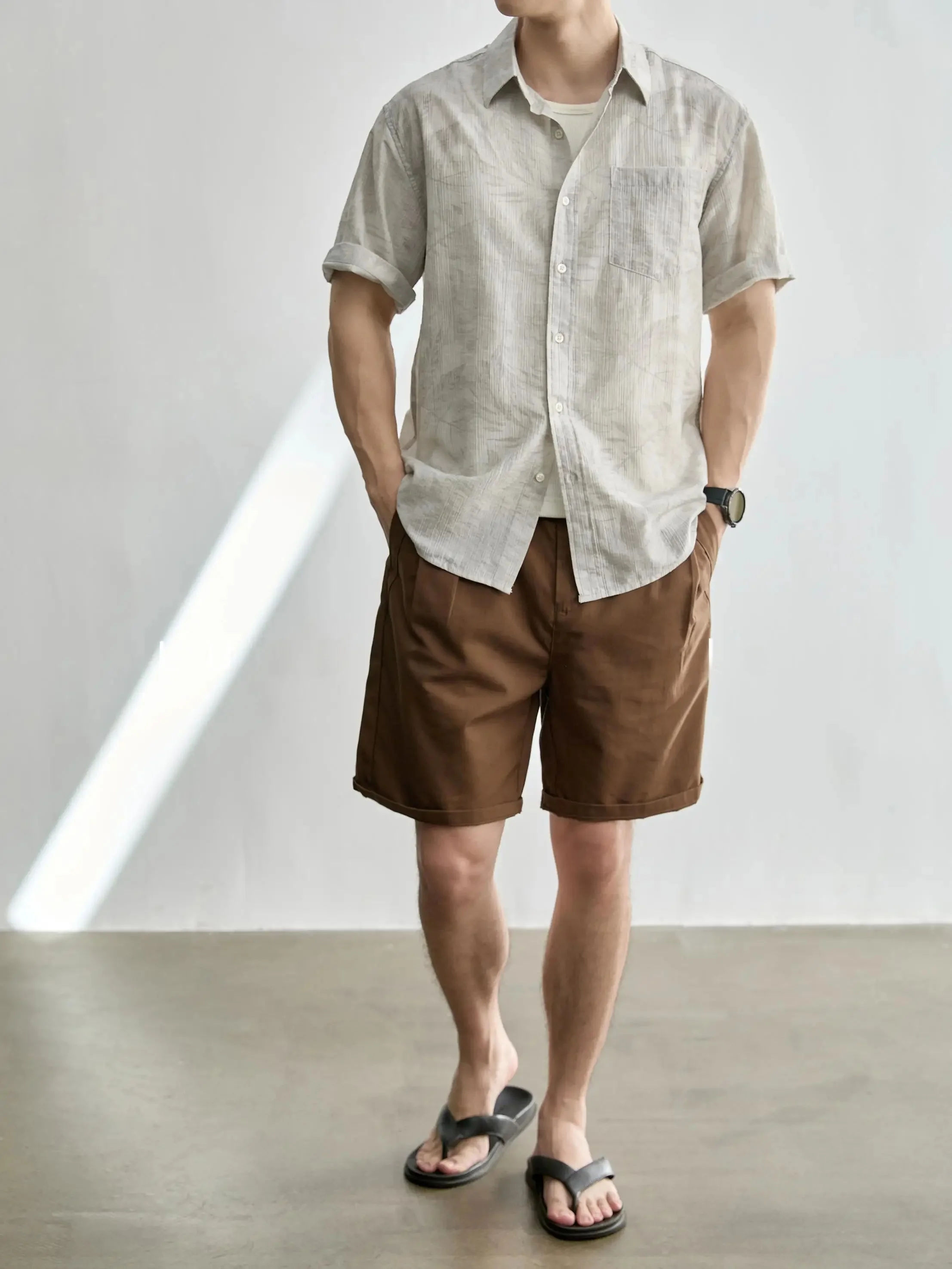 40代男性がリゾートで着る「着心地と見た目」のバランスを取るには？
