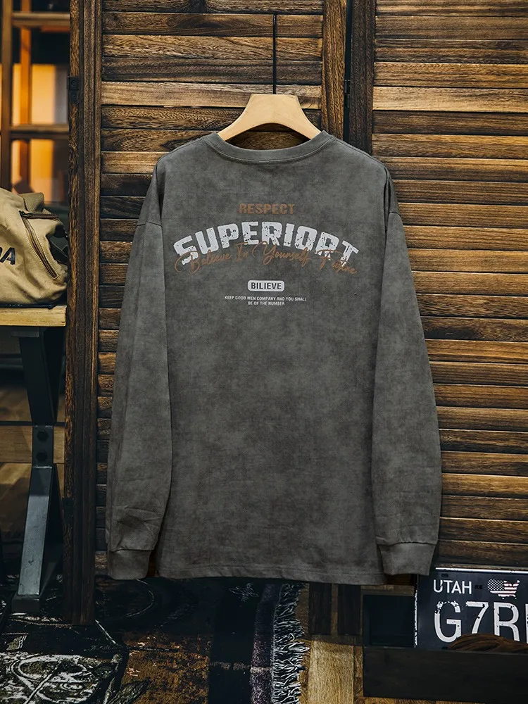 黒Tシャツの色落ちはなぜ起こるの？それなら、色落ちを「逆に活かす」Tシャツは今、注目されている？