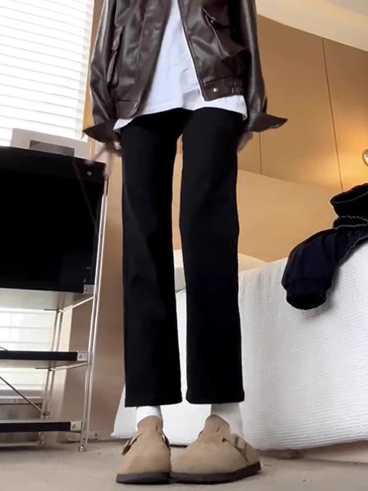 デニムシャツに合うパンツ レディース おすすめ3選：カジュアルから通勤まで、どんなシーンでも使える選び方