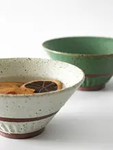 手作り陶器製 レトロデザインの小さめご飯茶碗【和風・家用・陶器・スープボウル・ヌードルボウル】