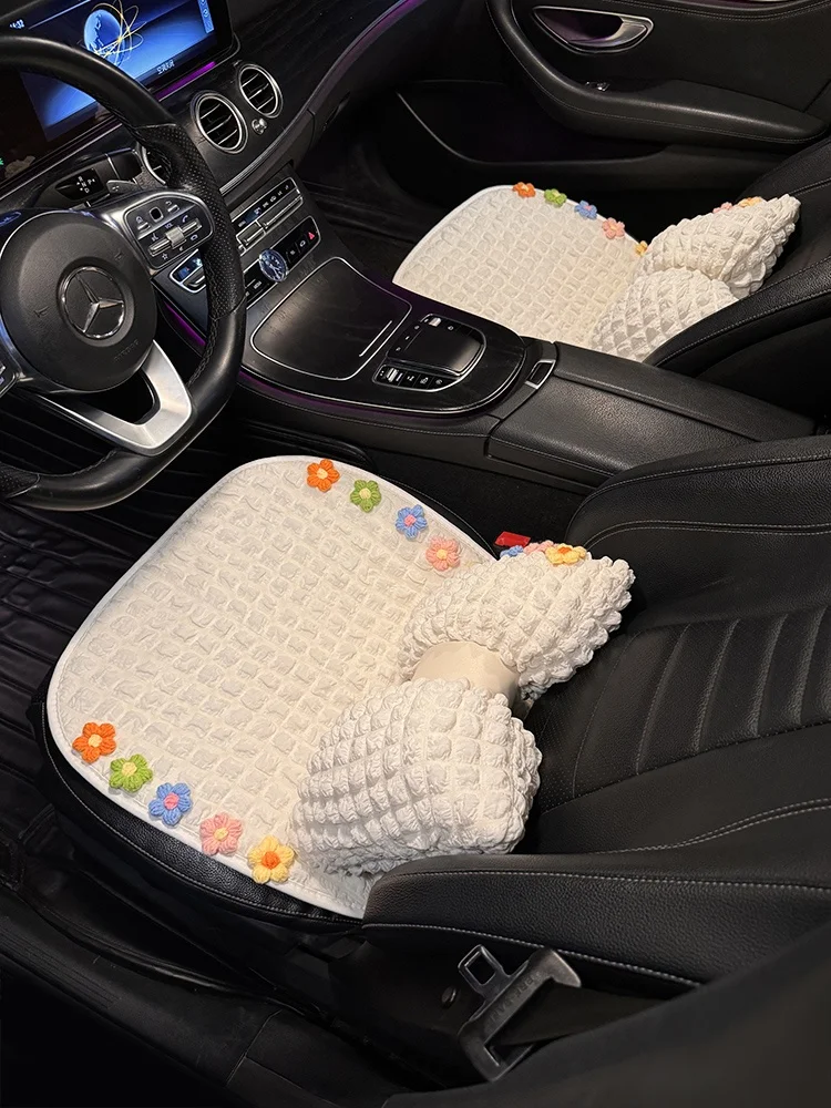 2人用クッションの選定：車用シートクッション【通気性・夏用・後部座席用・女性向け】の実用性と性能解析