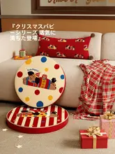 可愛いカートゥーンデザインの犬型クッション【赤色・リビングやバルコニー用】