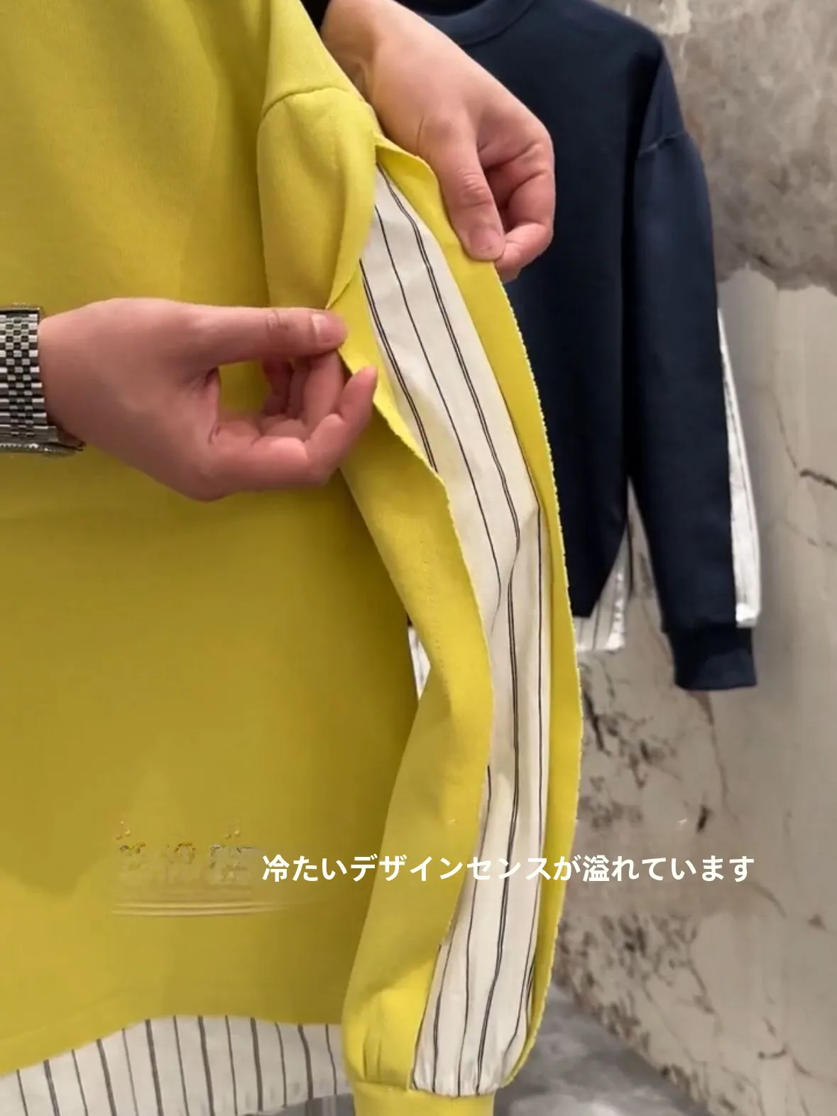 スウェット リメイク とは？春秋用ハーフレイヤーラウンドネックスウェットの実用性と使い方