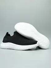 極上の柔らかさ！一体型ソックスシューズ【男女兼用・通年用・メッシュデザイン・穴あけ不要】