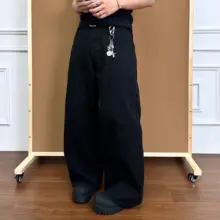 プリーツデザインのブラックワイドデニムパンツ【カジュアル・バギータイプ】（セットアップ対応）