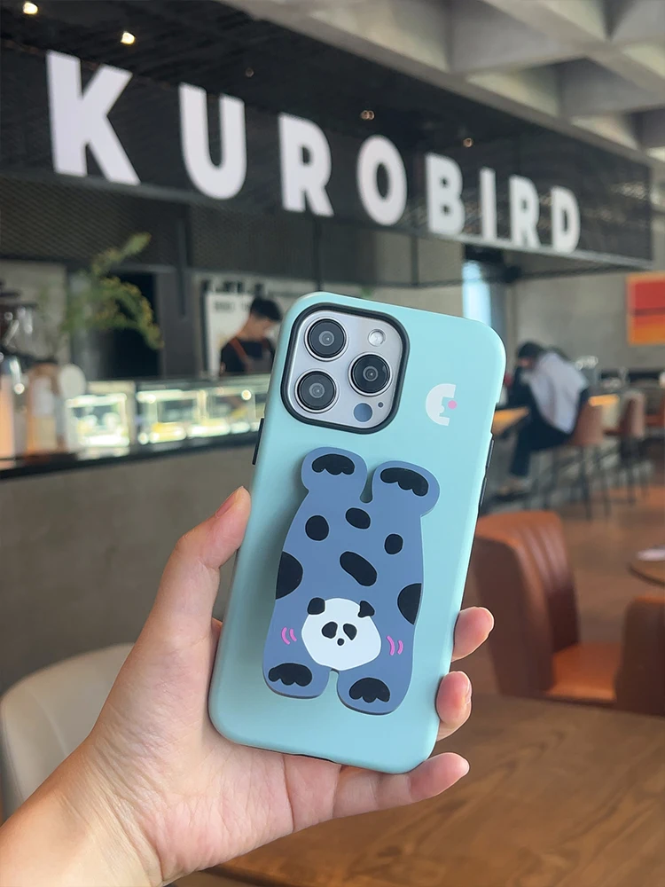 2026年の人気スマホケースは、本当に「見た目」で決まる？