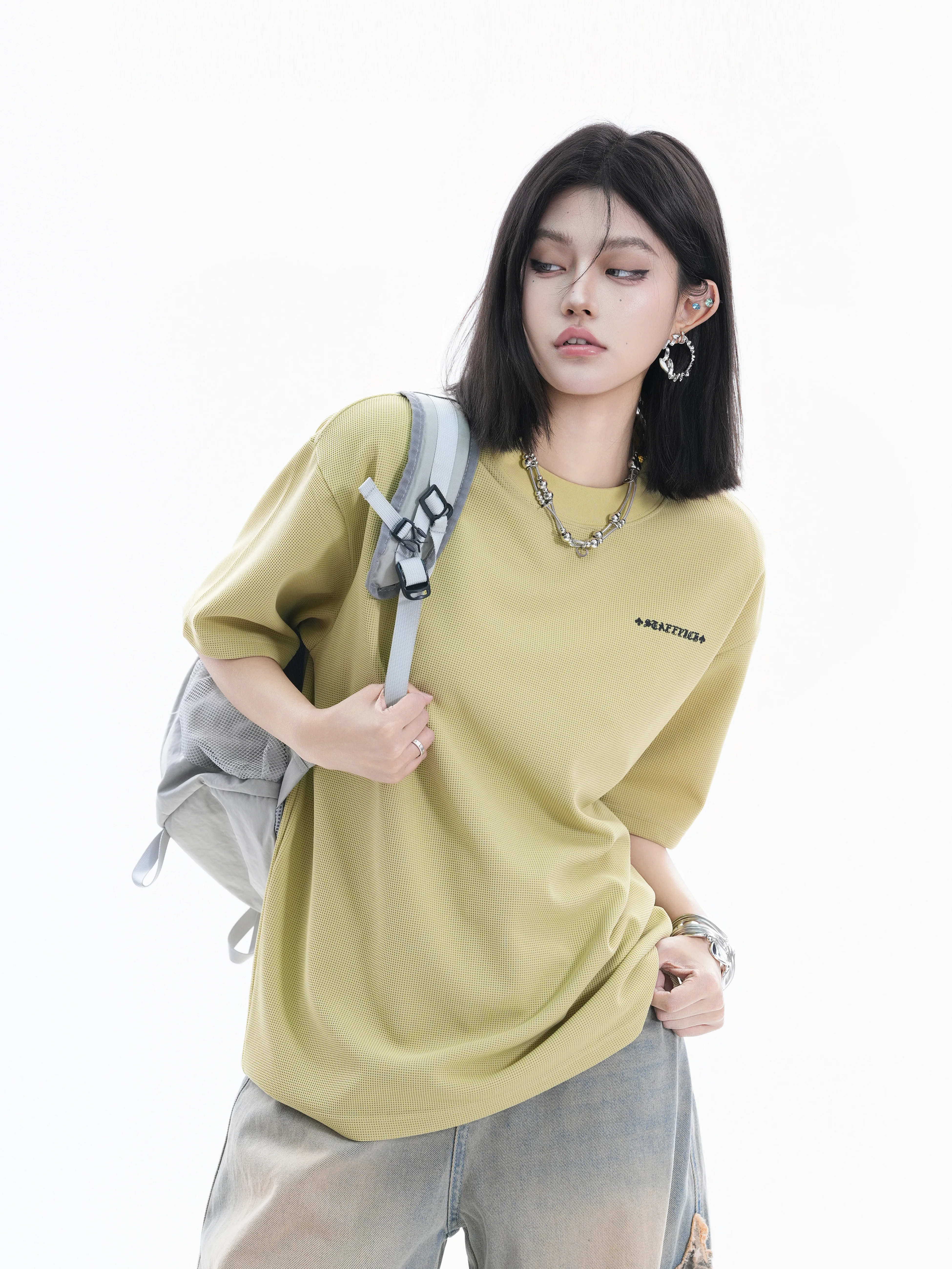 ピチピチ tシャツとは？球球デザインのヴィンテージ風プリントTシャツの実際の特徴と使い方