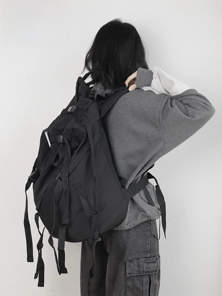 ハイキングバックパックを選ぶときに迷うのは、本当に何から始めるべきか？