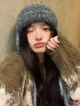 可愛いデザインのニット帽【耳あて付き・保温性・秋冬用】