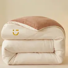 名創優品 牛乳ベルベットブランケット【秋冬用・シングル・ふんわり・保温効果】