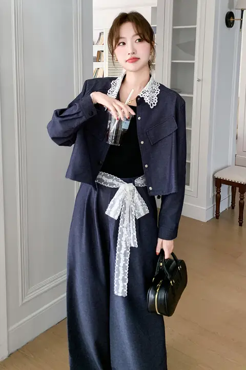 ダークブルー レースパネル付き 軽やかな作業ジャケット【春用・カジュアル・スリムフィットパンツ・セットアップ対応】