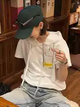 白色フード付き短袖トレーナー【夏用・ゆったりデザイン・裾ドローストリング】