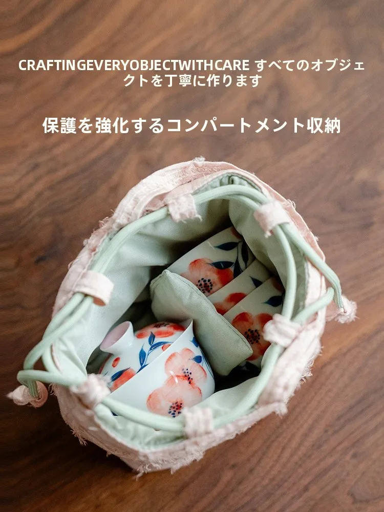 トートバッグをラッピングするとき、どうやって「おしゃれ」に仕上げるの？